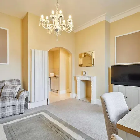 Host & - 3 Metropole Towers Daire *